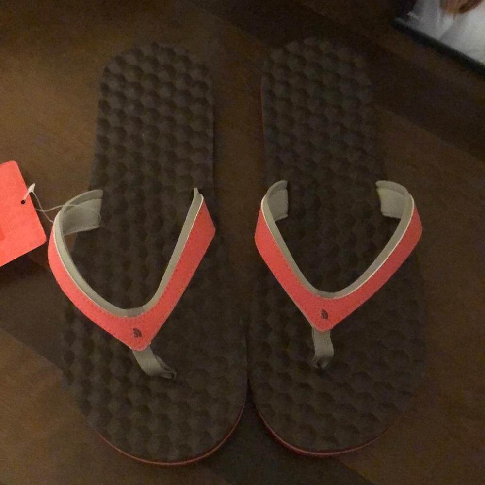 Northface flip flops size 11 women’s
